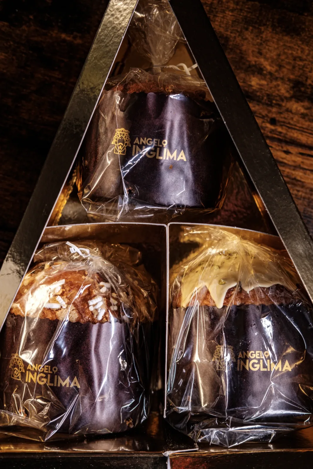 Tris Panettone Cakes (Raisin and Almond + Pistachio + Chocolate) - Image 2